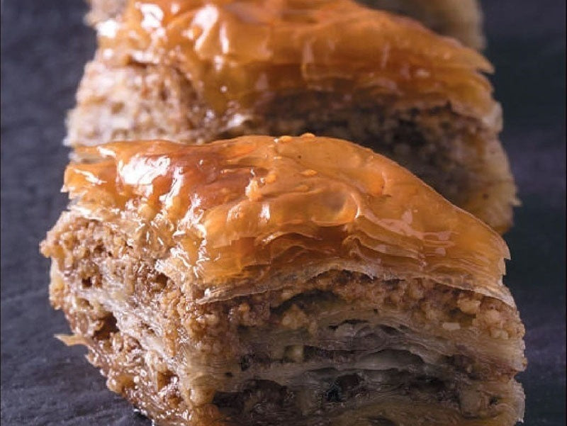 Homemade Walnut Baklava – Handcrafted Layered Pastry