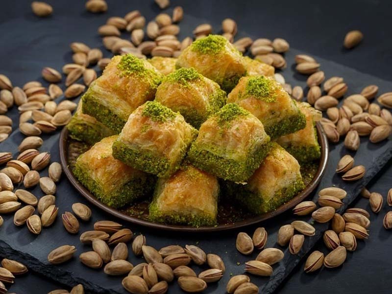 Pistachio Dry Baklava - Crisp Layered Pastry with Premium Pistachios