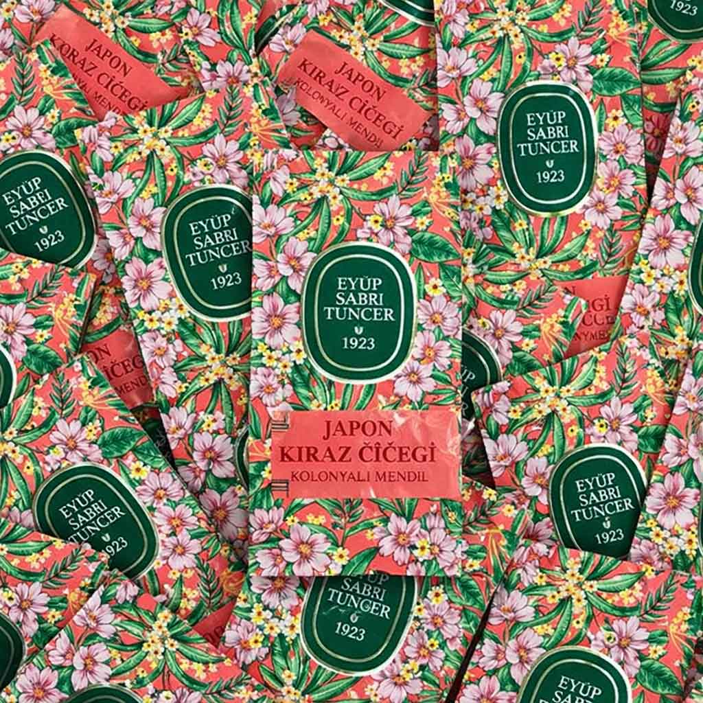 مناديل منعشة برائحة زهر الكرز الياباني من أيوب صبري تونجر – 150 منديل (حجم صغير)